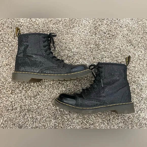 Youth Little Girl’s Doc Dr. Martens Pooch Black Sparkly Combat Boots Size 3