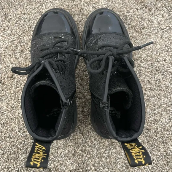 Youth Little Girl’s Doc Dr. Martens Pooch Black Sparkly Combat Boots Size 3