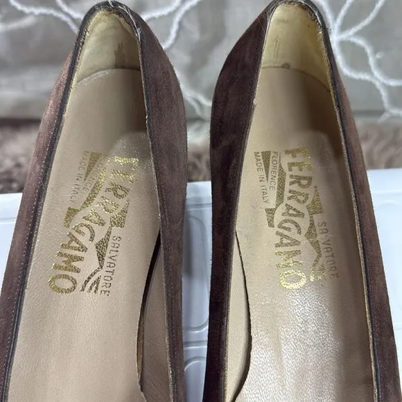 (Z3) Salvatore Ferragamo Brown Suede Crocodile Toe Loafers Heels 6.5 Heels