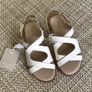 Zara Girls Leather Sandals (size 10.5)