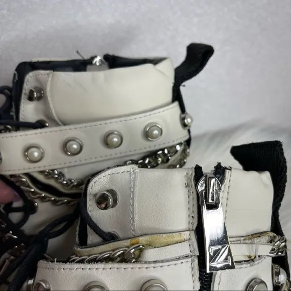 𝅺ZARA Leather Pearl and Chain Moto Combat Boots White 37