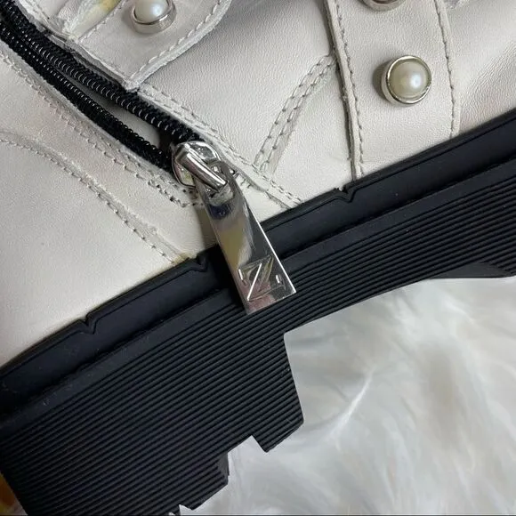 𝅺ZARA Leather Pearl and Chain Moto Combat Boots White 37