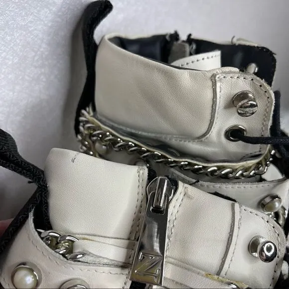 𝅺ZARA Leather Pearl and Chain Moto Combat Boots White 37