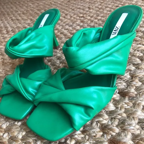 Zara Ruched Strap Heeled Sandals. Size 39