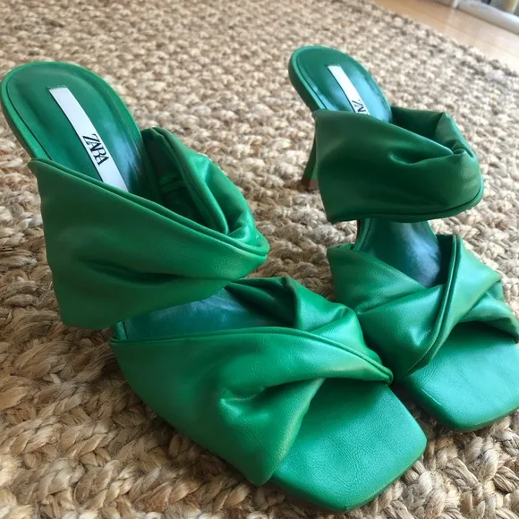 Zara Ruched Strap Heeled Sandals. Size 39