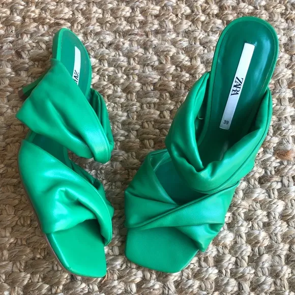 Zara Ruched Strap Heeled Sandals. Size 39
