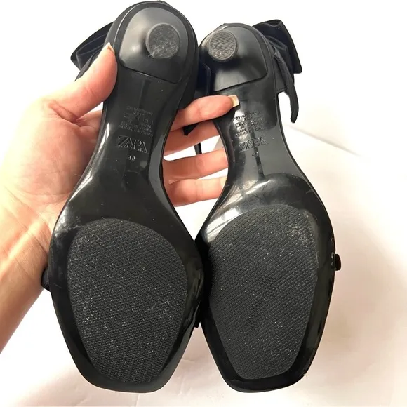 Zara 🖤 size 9 SATIN EFFECT BOW HIGH HEEL SANDALS NWT