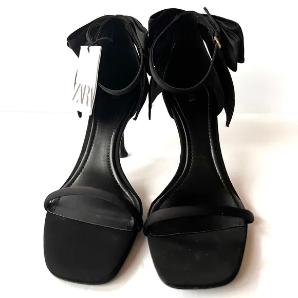 Zara 🖤 size 9 SATIN EFFECT BOW HIGH HEEL SANDALS NWT