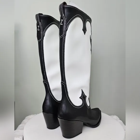 Zodiac Womens Dawson Western Tall Cowboy Pull-on Boots in Black &amp; White
